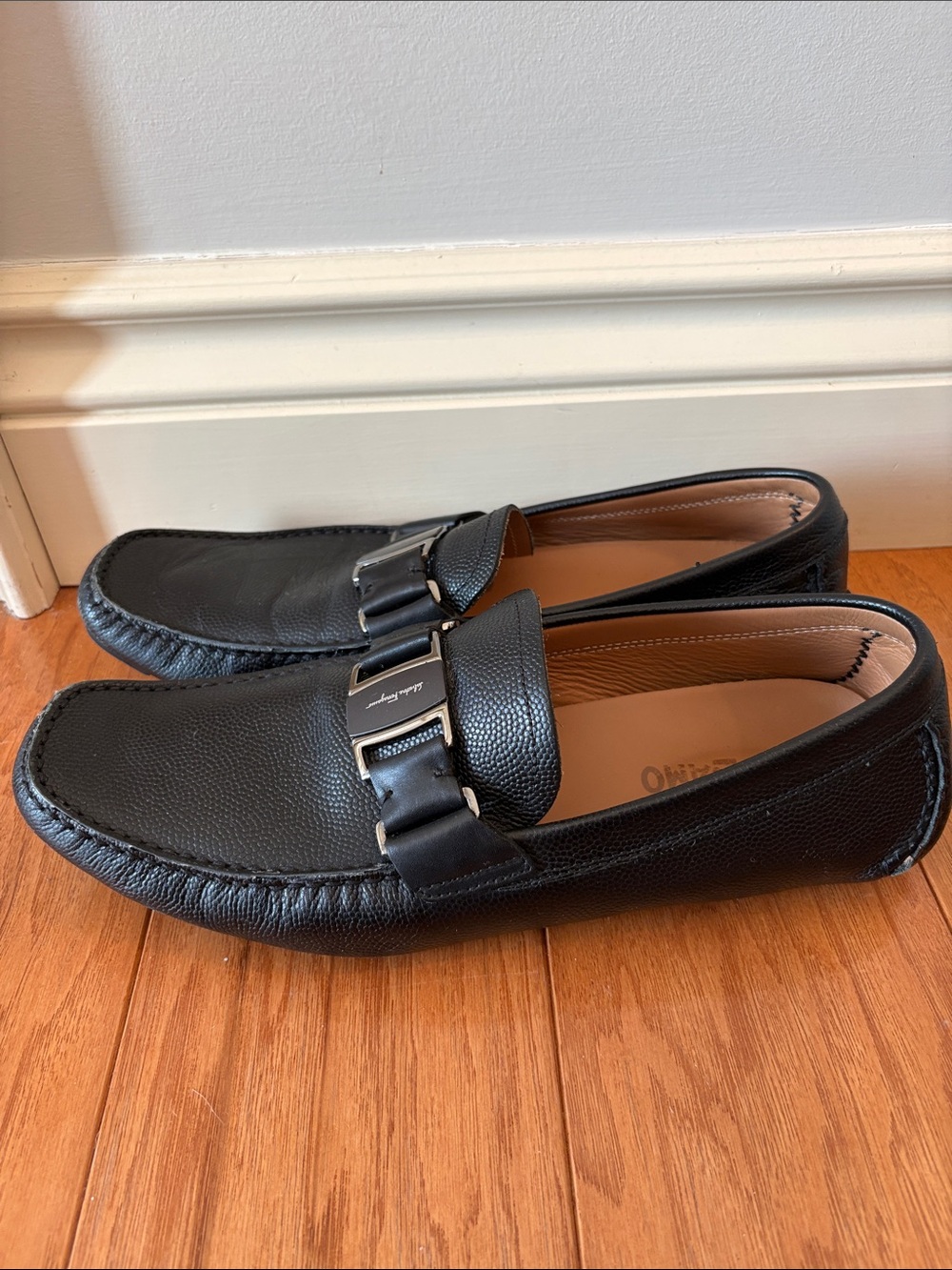 Salvatore Ferragamo Black Pebbled Leather Bit Driving Loafers